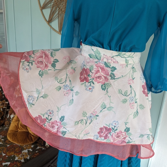 Vintage Half Apron - Picture 2 of 6